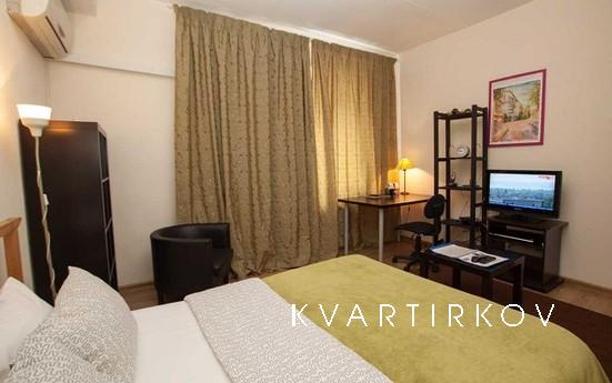 Новый дом, хороший ремонт. Рядом находятся автовокзал, супер