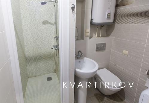 Уютная студия рядом с Аурой., Сургут - квартира посуточно