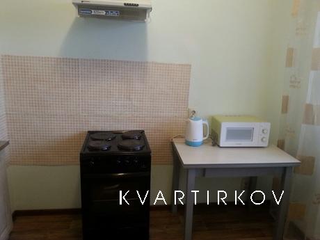 Двухкомнатная квартира с удобствами, Сургут - квартира посуточно