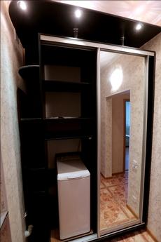 Просторная двухкомнатная квартира, Сургут - квартира посуточно