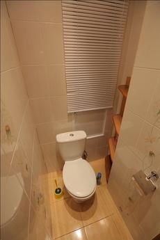 Просторная двухкомнатная квартира, Сургут - квартира посуточно