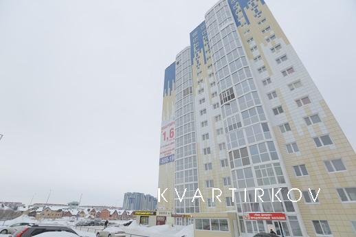 Просторная двухкомнатная квартира, Сургут - квартира посуточно