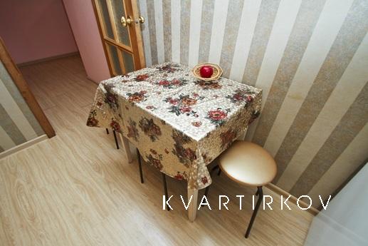 Удобная двушка в центре, Сургут - квартира посуточно