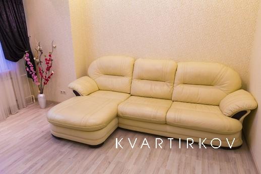 Excellent apartment in the center, Surgut - apartment by the day