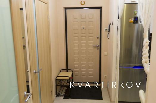 Excellent apartment in the center, Surgut - apartment by the day