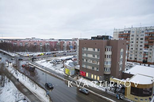 Excellent apartment in the center, Surgut - apartment by the day