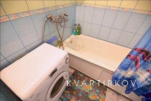 Уютная квартира, Сургут - квартира посуточно