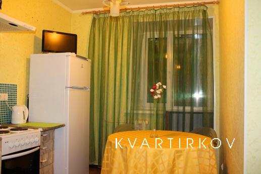 Уютная квартира в центре, Сургут - квартира посуточно