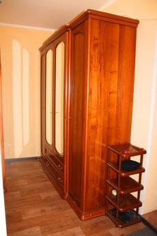 Уютная квартира в центре, Сургут - квартира посуточно