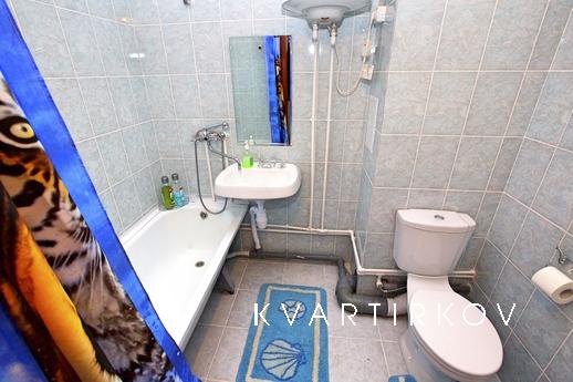 Уютная однокомнатная квартира, Сургут - квартира посуточно