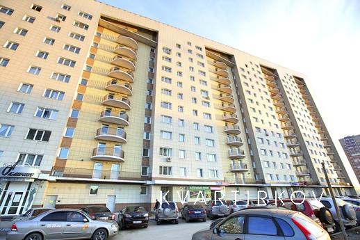 Большая двухкомнатная квартира, Сургут - квартира посуточно