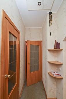 Уютная двухкомнатная квартира, Сургут - квартира посуточно