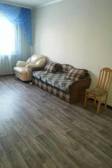 Большая двухкомнатная квартира, Сургут - квартира посуточно