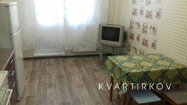 Большая двухкомнатная квартира, Сургут - квартира посуточно