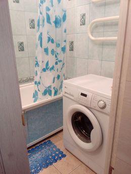 просторная квартира на Киртбая, Сургут - квартира посуточно