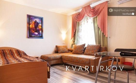 Comfortable rooms with kitchen., Odessa - apartment by the day