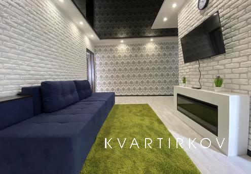 Подобова оренда 2 кімнатної квартири, Каменское (Днепродзержинск) - квартира посуточно
