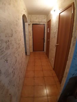 Apartment in the East micron, Tyumen - apartment by the day