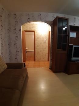 Apartment in the East micron, Tyumen - apartment by the day