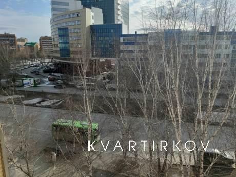 Квартира рядом с ТюмГНГУ, Тюмень - квартира посуточно