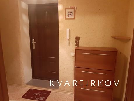 Квартира рядом с объездной и ж/д, Тюмень - квартира посуточно