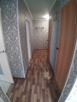 The apartment is opposite the Tyumen Wat, Tyumen - apartment by the day