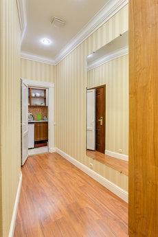 Daily Kozitsky per., 1 A, Moscow - apartment by the day