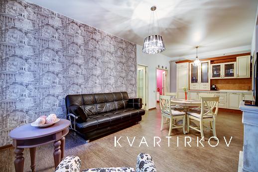 Apartments on Kazan, Saint Petersburg - apartment by the day