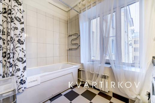 Apartments on Petrogradsk, Saint Petersburg - apartment by the day