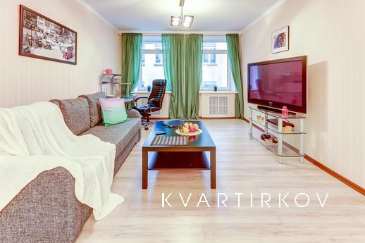 Apartments near the Summer Garden, Saint Petersburg - apartment by the day