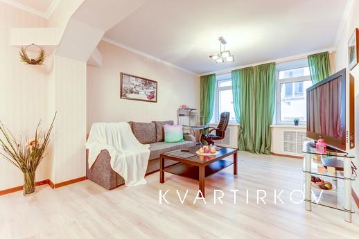 Apartments near the Summer Garden, Saint Petersburg - apartment by the day