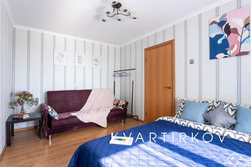 Apartments near Komendantsky Prospekt, Saint Petersburg - apartment by the day