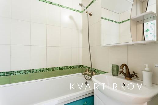 Apartments near Komendantsky Prospekt, Saint Petersburg - apartment by the day