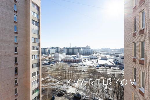 Apartments near Komendantsky Prospekt, Saint Petersburg - apartment by the day