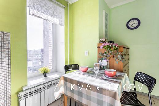 Apartments near Komendantsky Prospekt, Saint Petersburg - apartment by the day