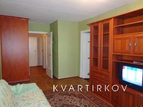 2 bedroom apartment for rent, Cherkasy - apartment by the day