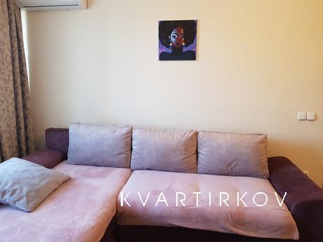 Квартира расположена в центре города Кропивницкий по улице Ш