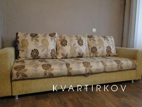 Rent a cozy apartment, Каменськ-Уральський - квартира подобово