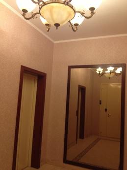 2 кімнатна люкс квартира в центрі, Київ - квартира подобово