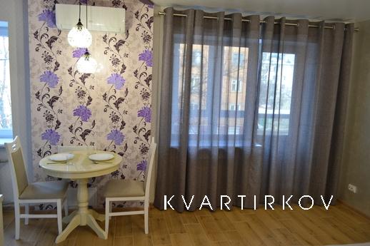 Provence Apartment in the Center, Chernihiv - apartment by the day