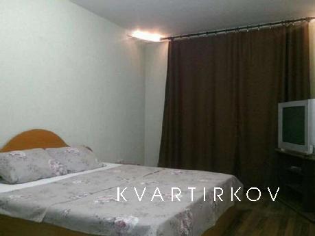 Rent daily / hourly 2-room apartment in Akhtyrka. The apartm