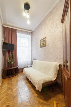 2 кімнатна квартира в центрі міста, Львів - квартира подобово