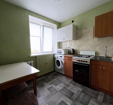 Сдам 2 комнатную квартиру посуточно, Новомосковск - квартира посуточно