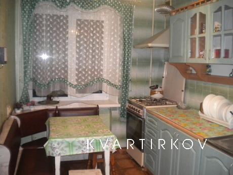 Cozy apartment in the heart of Mirgorod in 3min from the cen
