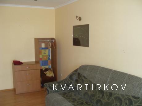 Rent an apartment on the embankment, Berdiansk - apartment by the day