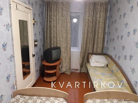 2-комнатная квартира на Гагарина 1 линия, Златоуст - квартира посуточно