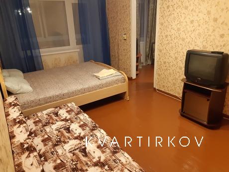 2-комнатная квартира на Гагарина 1 линия, Златоуст - квартира посуточно