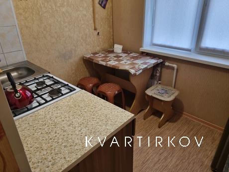 2-комнатная квартира на Гагарина, Златоуст - квартира посуточно