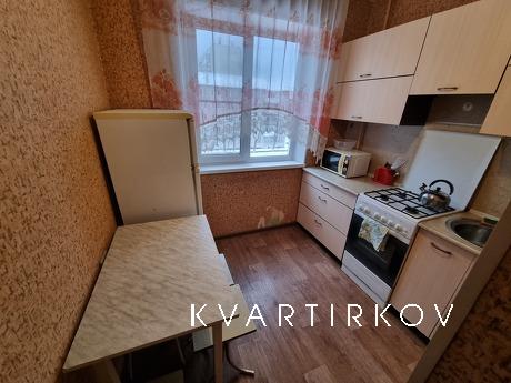 2-комнатная квартира Гагарина 8 линия 9, Златоуст - квартира посуточно