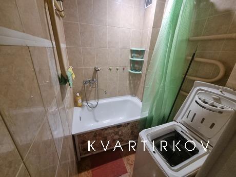 2-комнатная квартира Гагарина 8 линия 13, Златоуст - квартира посуточно